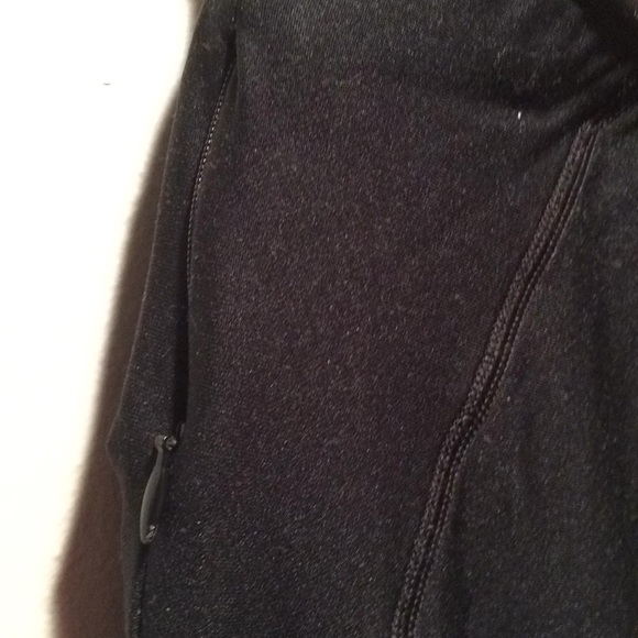 Under Armour workout pants! - Picture 4 of 4